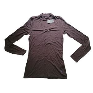 Hollister medium black long sleeve v neck shirt